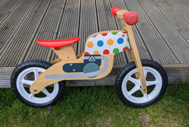 elc wooden balance bike